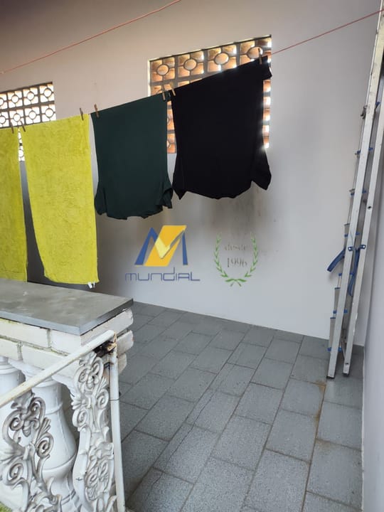 Casa à venda com 3 quartos, 202m² - Foto 34