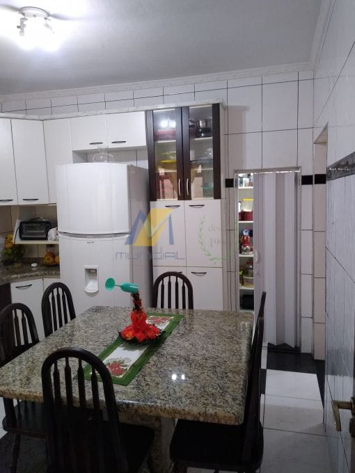 Casa à venda com 3 quartos, 130m² - Foto 16