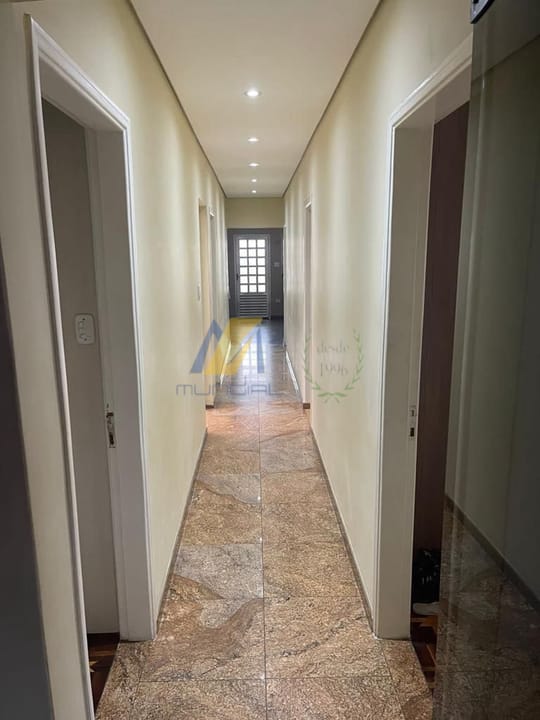 Casa à venda com 4 quartos, 300m² - Foto 5