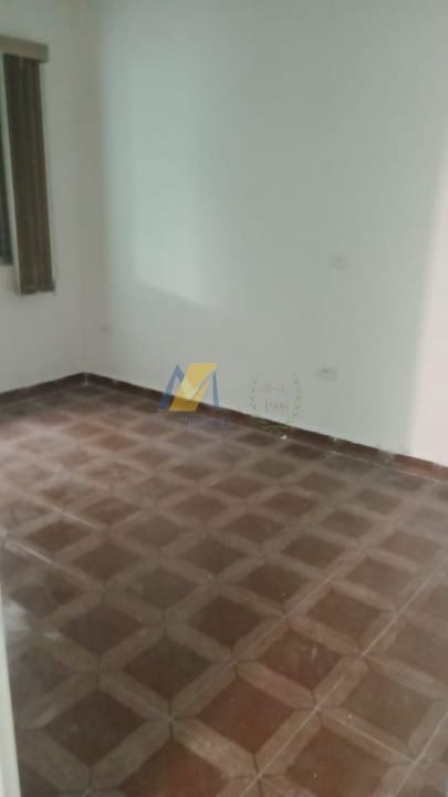 Casa para alugar com 3 quartos, 70m² - Foto 10