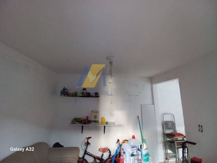 Casa à venda com 2 quartos, 150m² - Foto 14