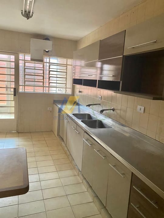 Casa à venda com 4 quartos, 217m² - Foto 21