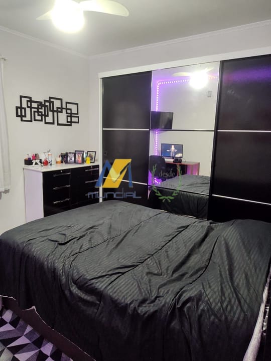 Casa à venda com 3 quartos, 202m² - Foto 15