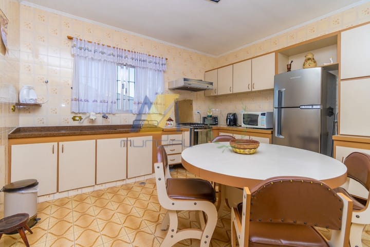 Casa à venda com 2 quartos, 130m² - Foto 18