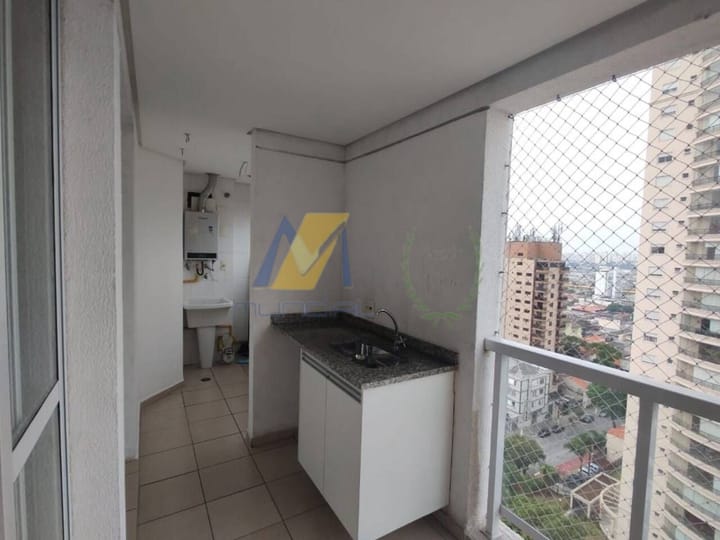 Apartamento para alugar com 2 quartos, 69m² - Foto 30