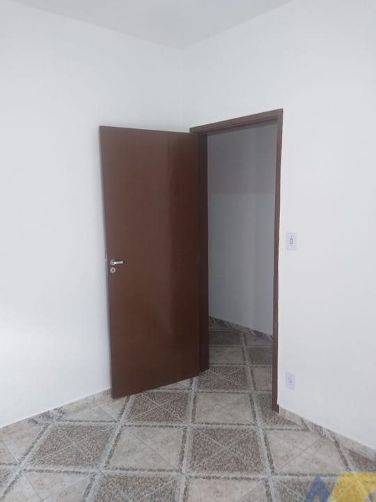 Casa à venda com 2 quartos, 83m² - Foto 14