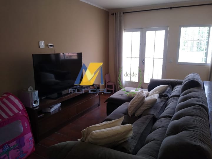 Casa à venda com 3 quartos, 270m² - Foto 20