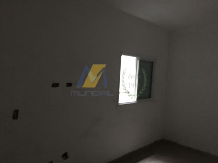 Casa à venda com 2 quartos, 130m² - Foto 10