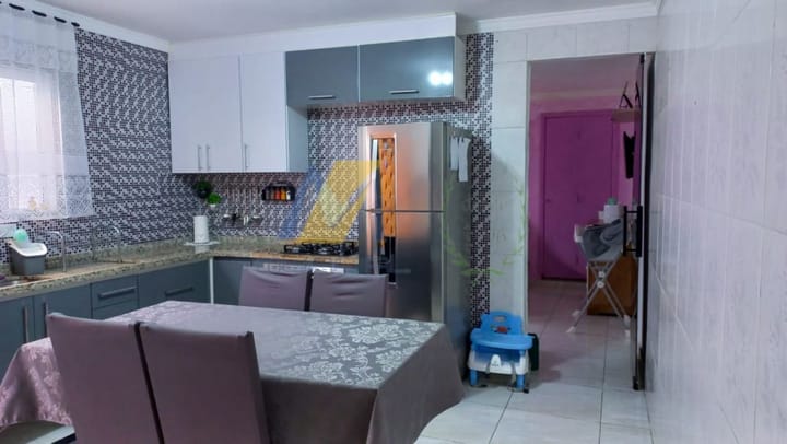 Casa à venda com 2 quartos, 150m² - Foto 13