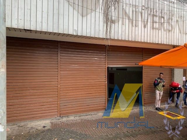 Loja-Salão à venda, 350m² - Foto 1