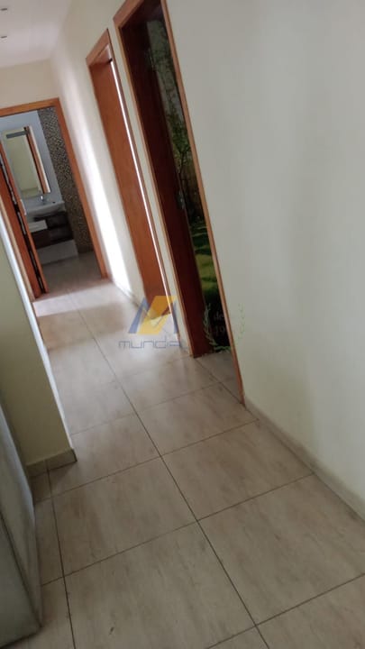 Casa à venda com 4 quartos, 340m² - Foto 18