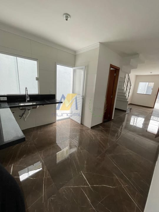 Casa à venda com 2 quartos, 80m² - Foto 11