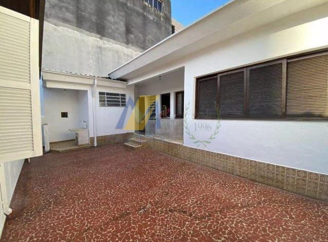 Casa à venda com 2 quartos, 312m² - Foto 6