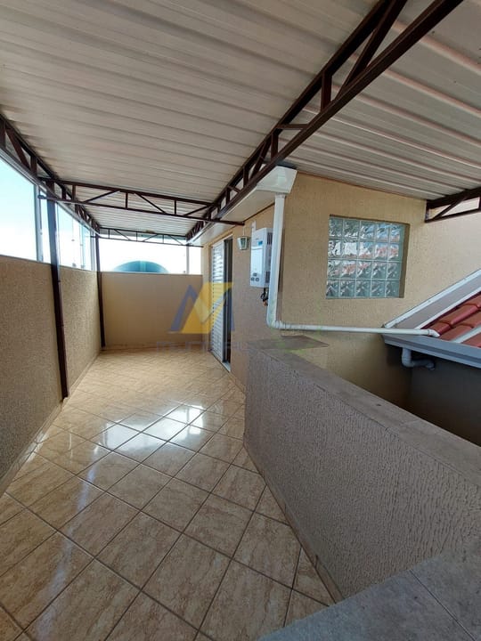 Casa à venda com 3 quartos, 120m² - Foto 14