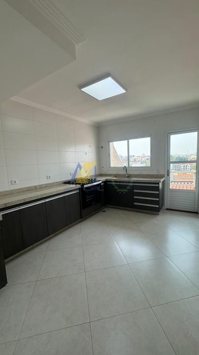 Casa à venda com 3 quartos, 181m² - Foto 10