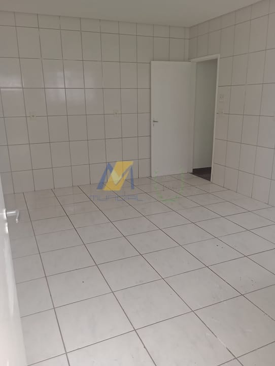 Apartamento para alugar com 2 quartos, 65m² - Foto 11