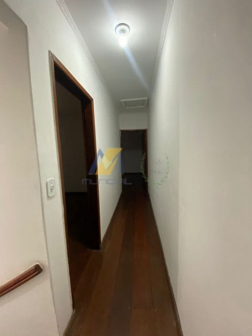 Casa à venda com 3 quartos, 230m² - Foto 11