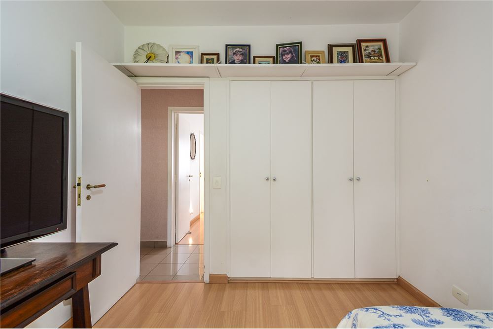 Apartamento à venda com 3 quartos, 92m² - Foto 32