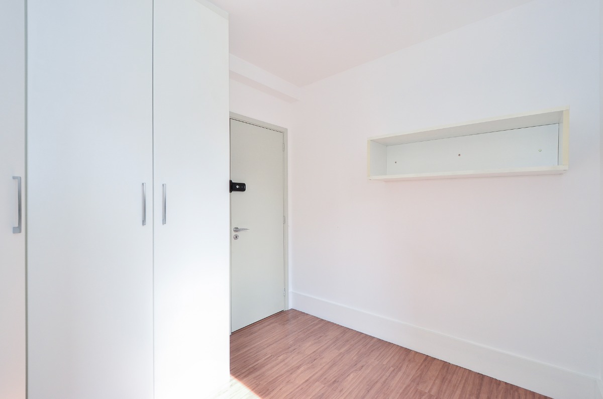 Apartamento à venda com 2 quartos, 65m² - Foto 9