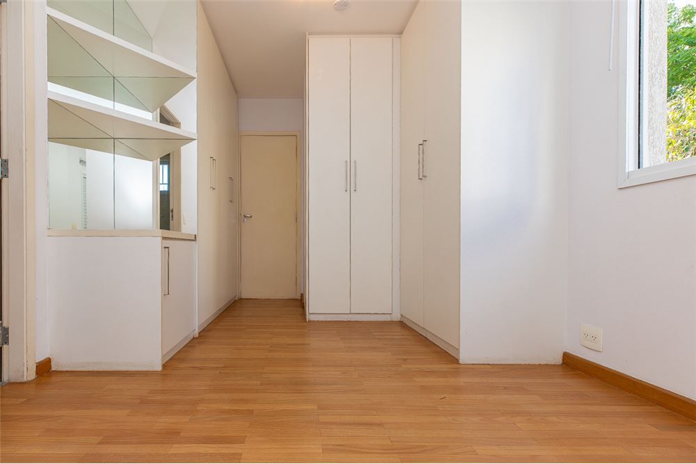 Apartamento à venda com 3 quartos, 115m² - Foto 18