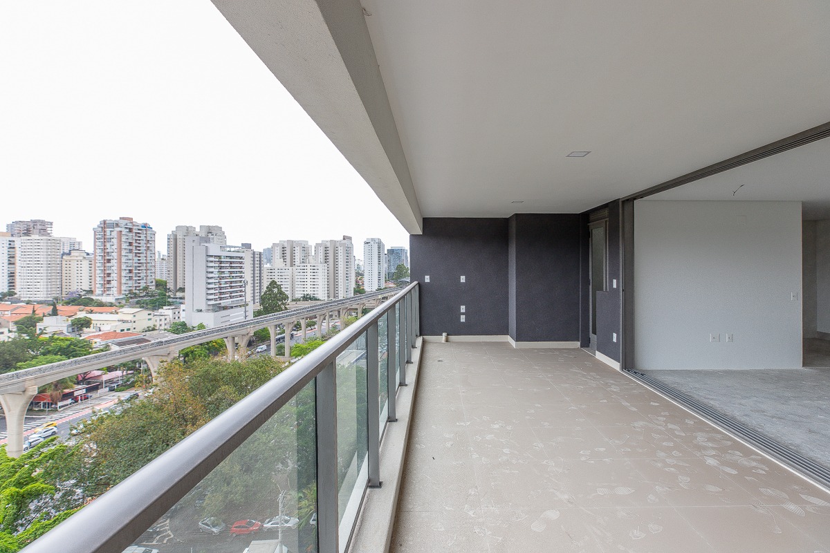 Apartamento à venda com 3 quartos, 143m² - Foto 9