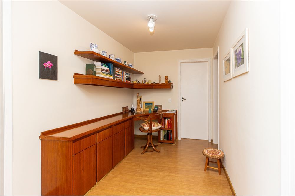 Apartamento à venda com 4 quartos, 175m² - Foto 19