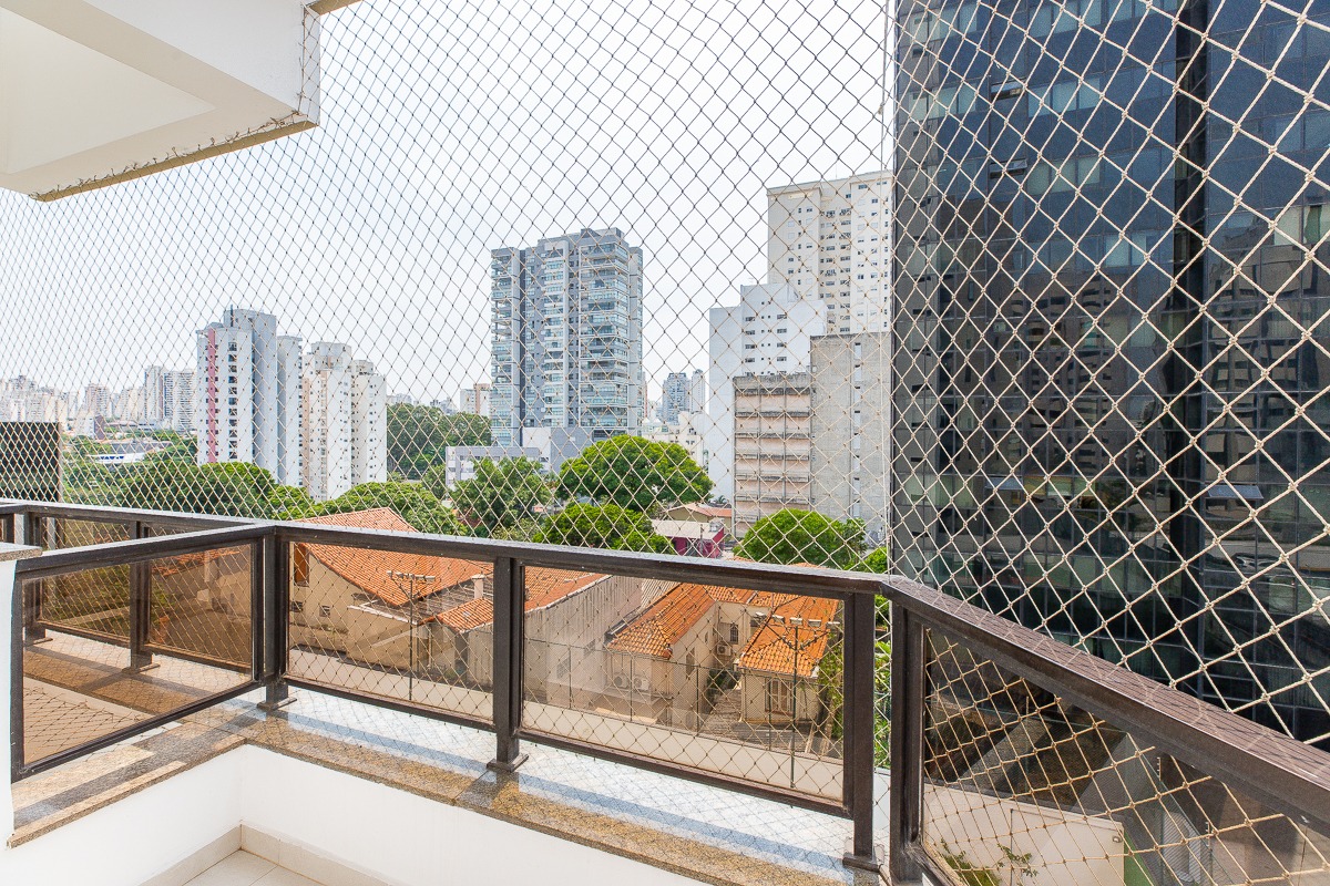 Apartamento à venda com 4 quartos, 223m² - Foto 8