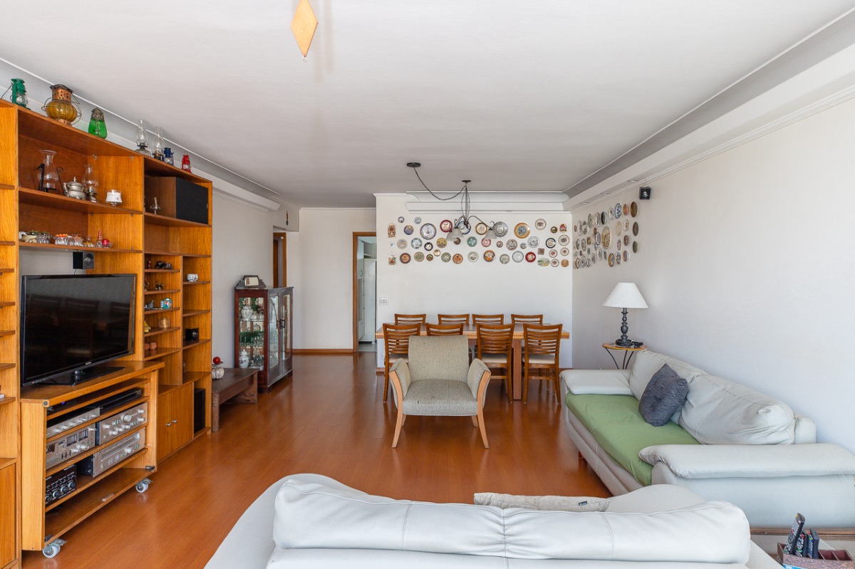 Apartamento à venda com 3 quartos, 138m² - Foto 7