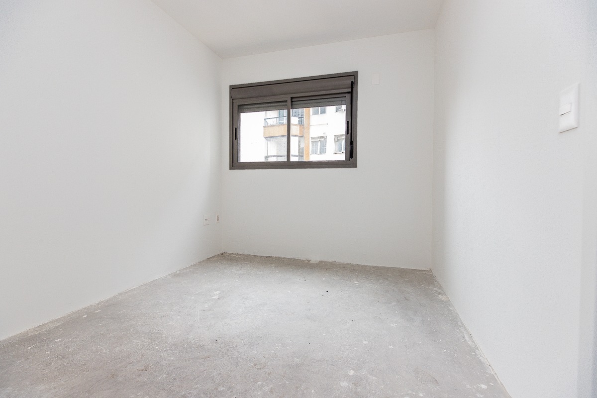 Apartamento à venda com 3 quartos, 143m² - Foto 17