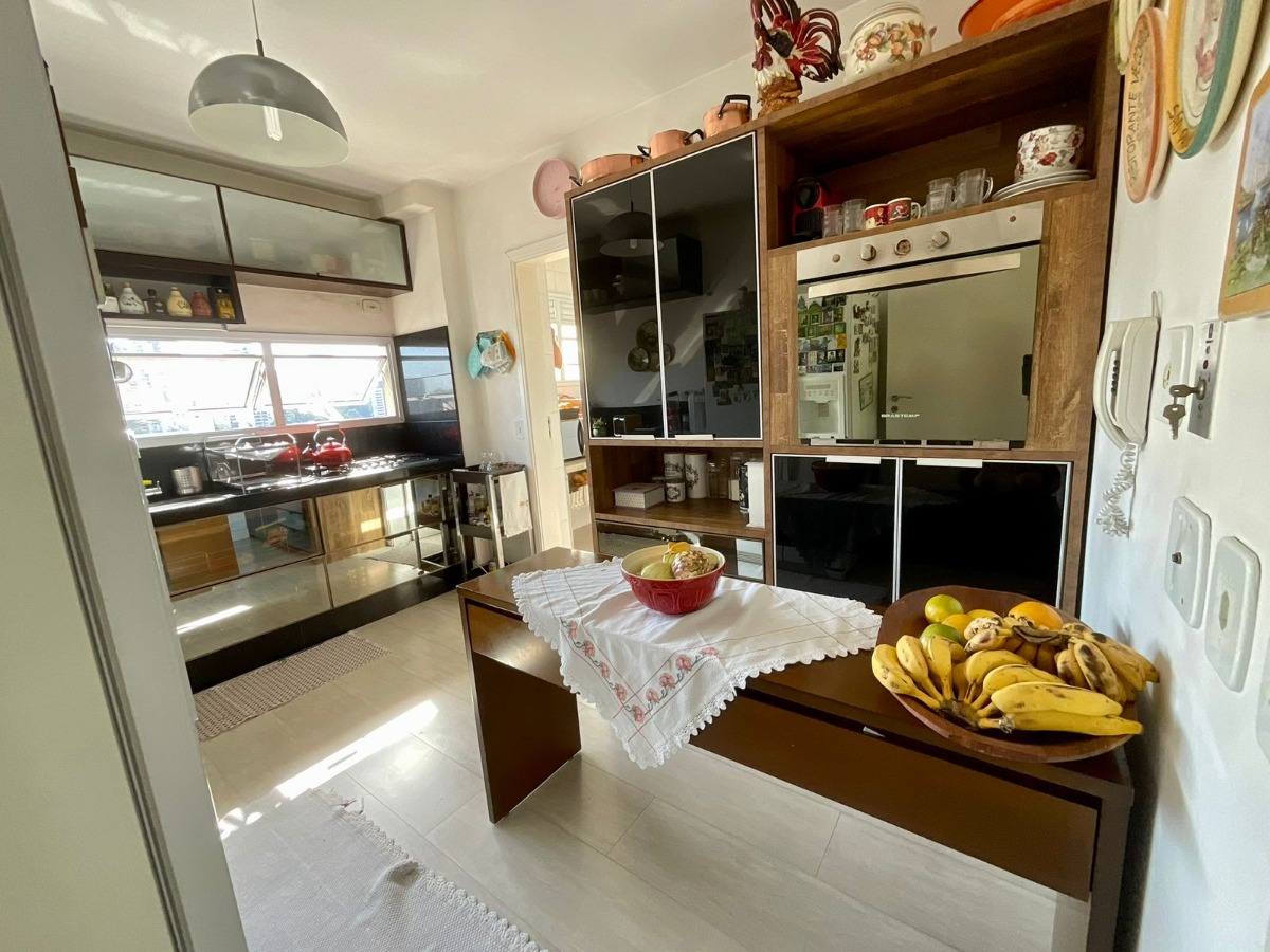 Apartamento à venda com 3 quartos, 128m² - Foto 15