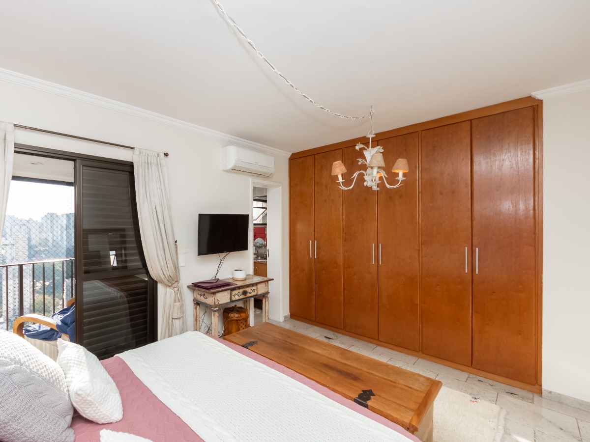 Apartamento à venda com 3 quartos, 130m² - Foto 19