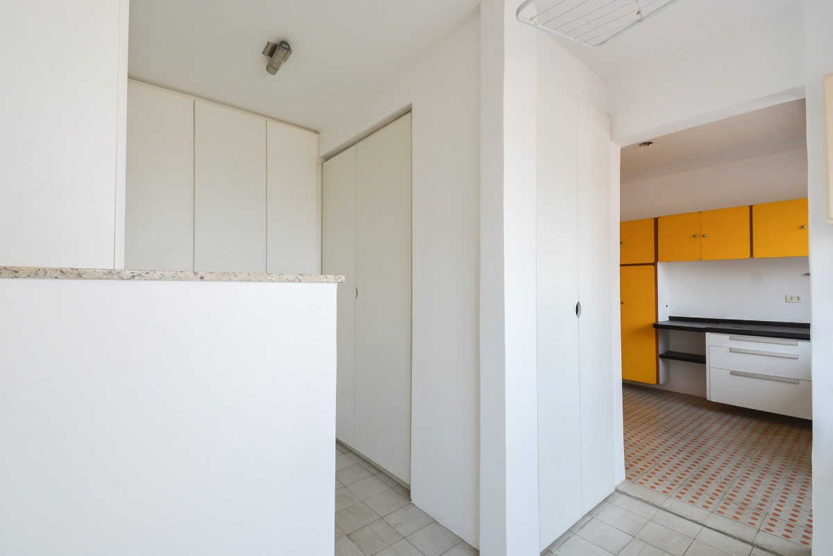 Apartamento à venda com 2 quartos, 119m² - Foto 32