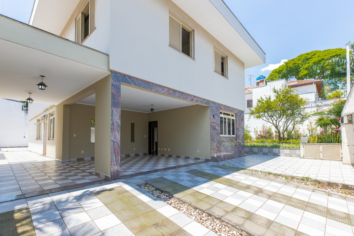 Casa à venda com 4 quartos, 332m² - Foto 2