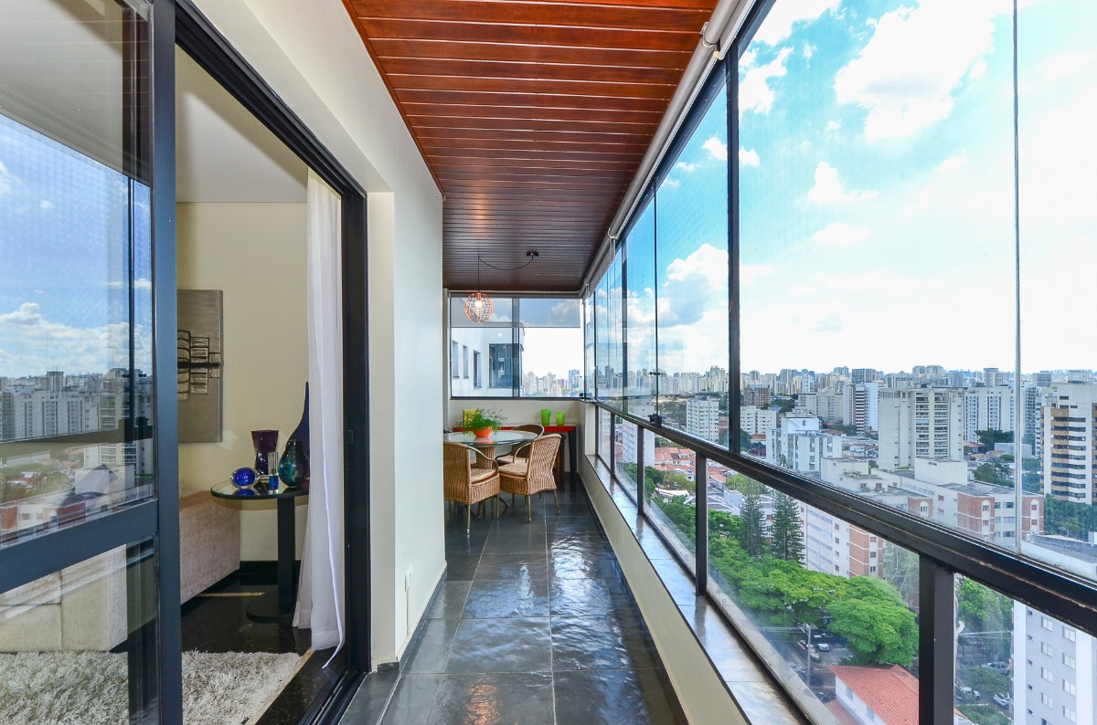 Apartamento à venda com 3 quartos, 250m² - Foto 8