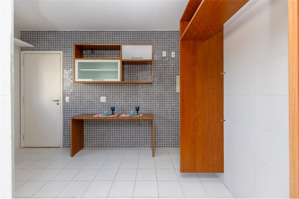 Apartamento à venda com 3 quartos, 115m² - Foto 33