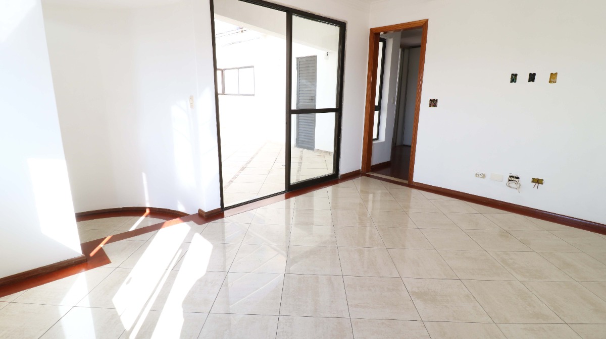 Cobertura à venda com 4 quartos, 164m² - Foto 1