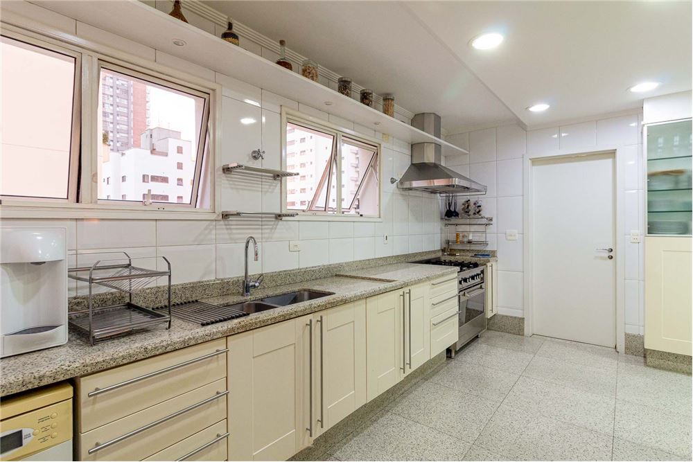 Apartamento à venda com 4 quartos, 320m² - Foto 21