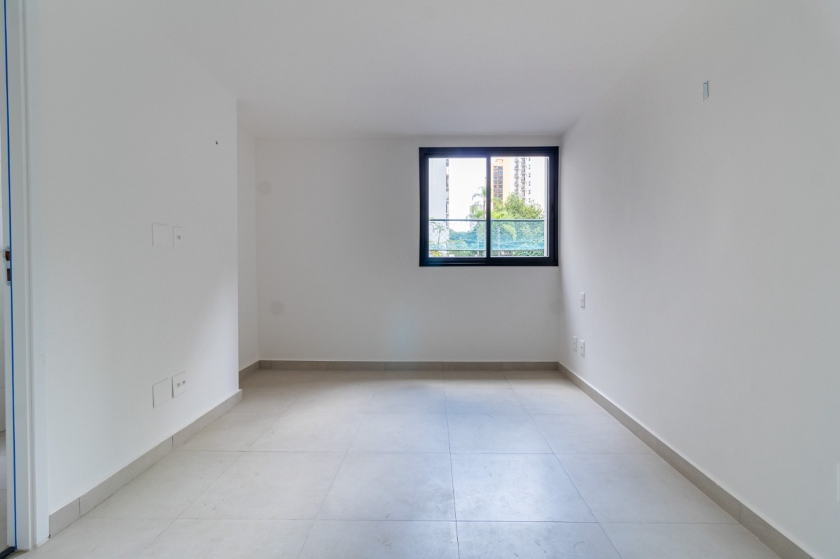 Casa à venda com 2 quartos, 146m² - Foto 1