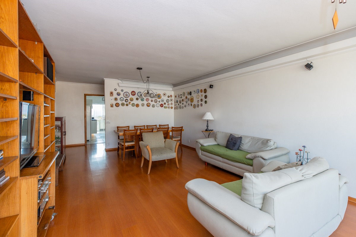 Apartamento à venda com 3 quartos, 138m² - Foto 10