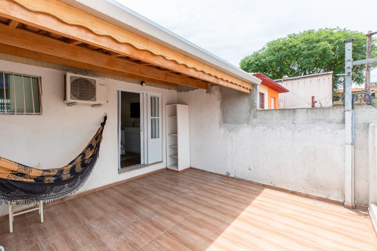 Casa à venda com 4 quartos, 131m² - Foto 17