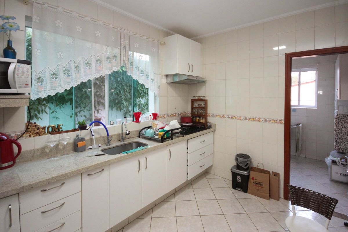 Casa à venda com 3 quartos, 270m² - Foto 18