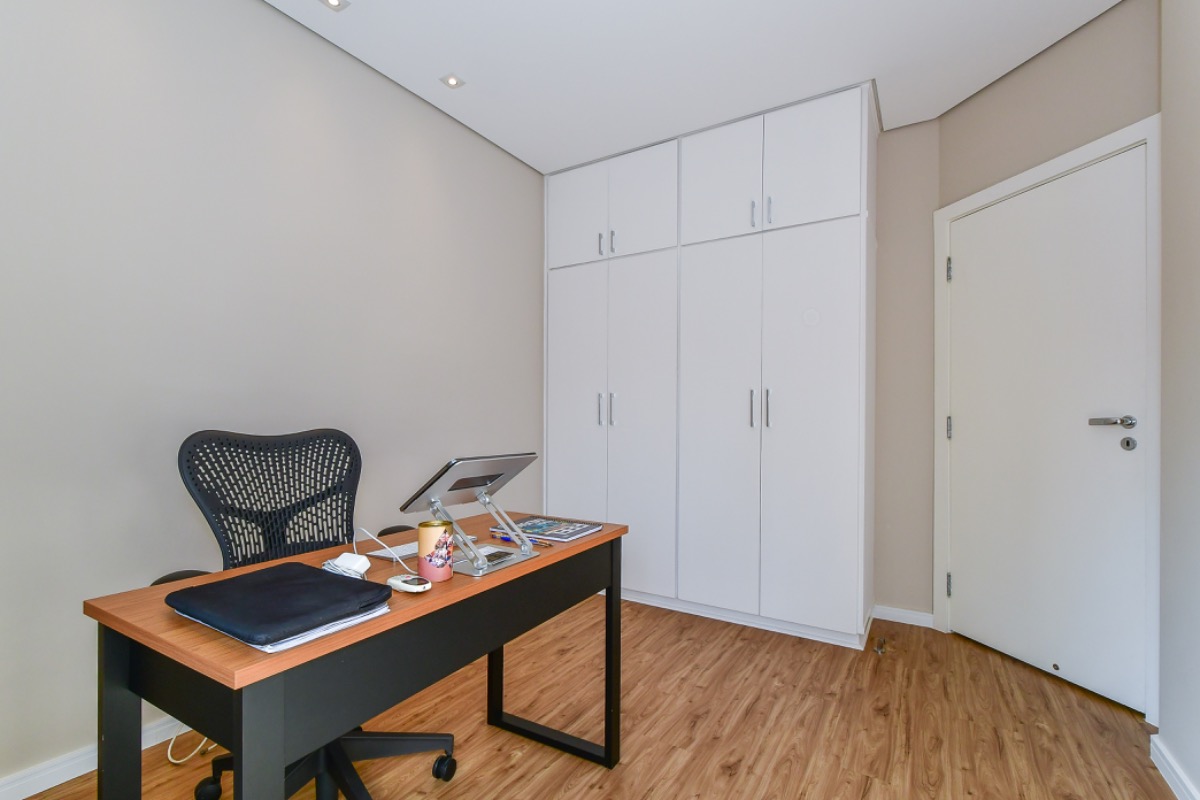 Apartamento à venda com 3 quartos, 171m² - Foto 17