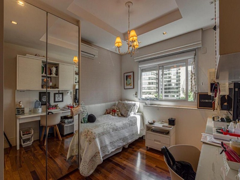 Apartamento à venda com 4 quartos, 239m² - Foto 20