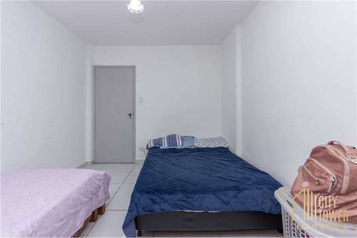 Apartamento à venda com 2 quartos, 70m² - Foto 11