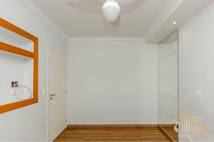 Apartamento à venda com 2 quartos, 78m² - Foto 4