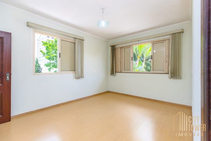 Casa à venda com 4 quartos, 332m² - Foto 15