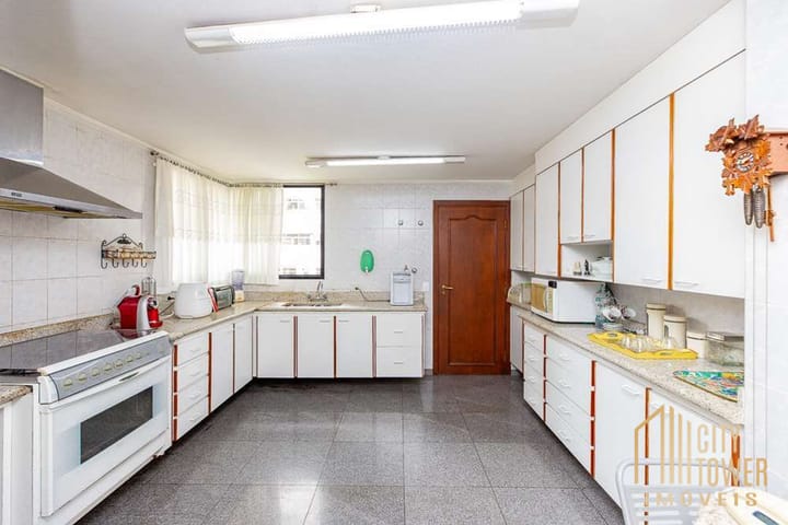 Apartamento à venda com 3 quartos, 251m² - Foto 43