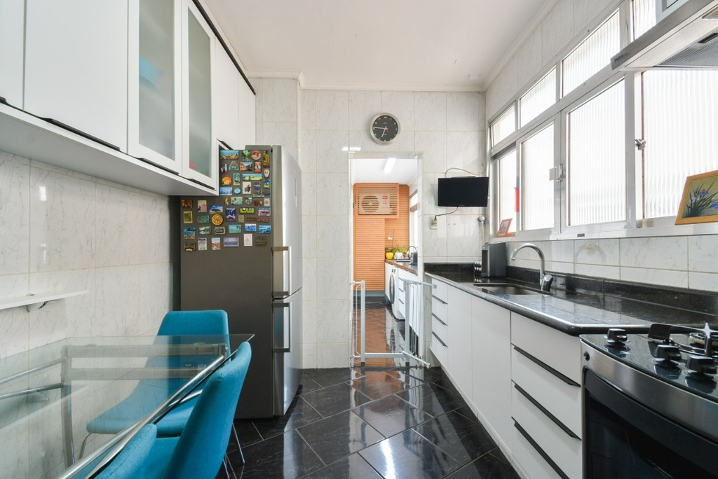 Apartamento à venda com 2 quartos, 101m² - Foto 35