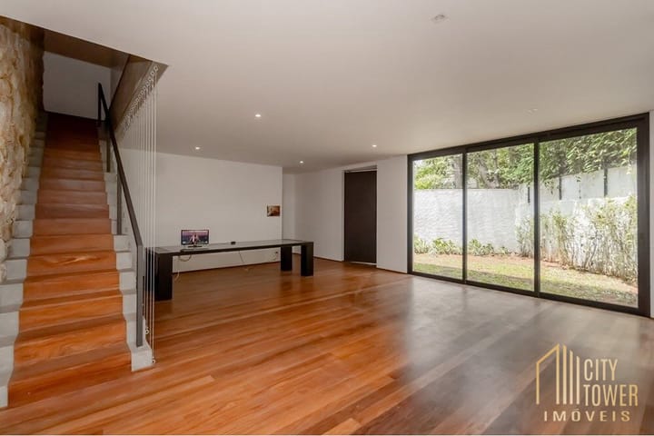 Casa à venda com 3 quartos, 318m² - Foto 29