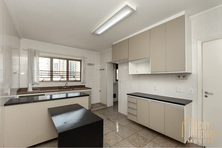 Apartamento à venda com 3 quartos, 117m² - Foto 8